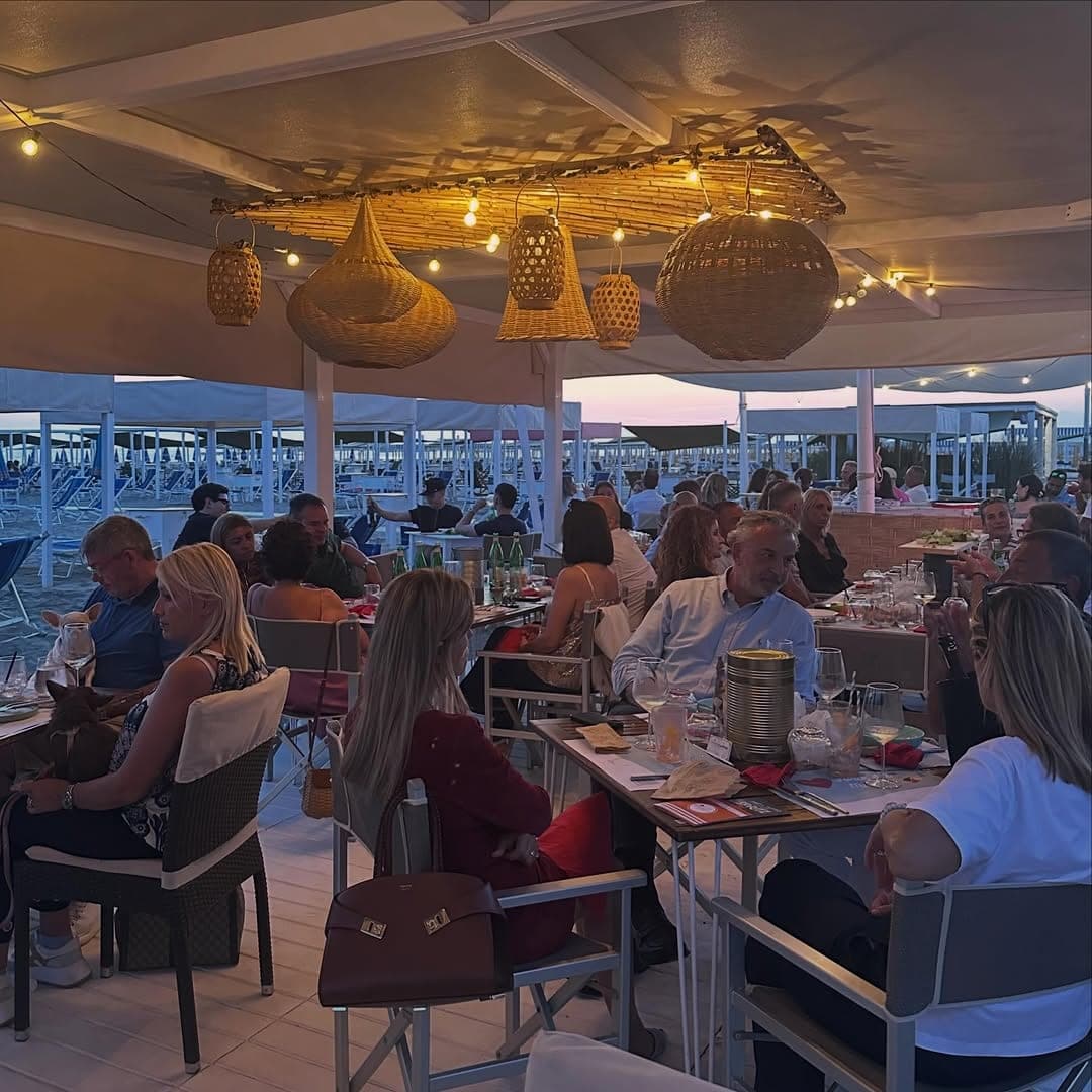Pesciolino Beach Restaurant FDM