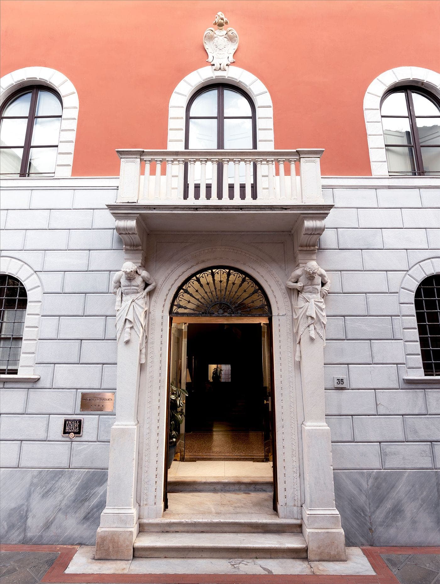 Albergo Pietrasanta, an SLH Hotel