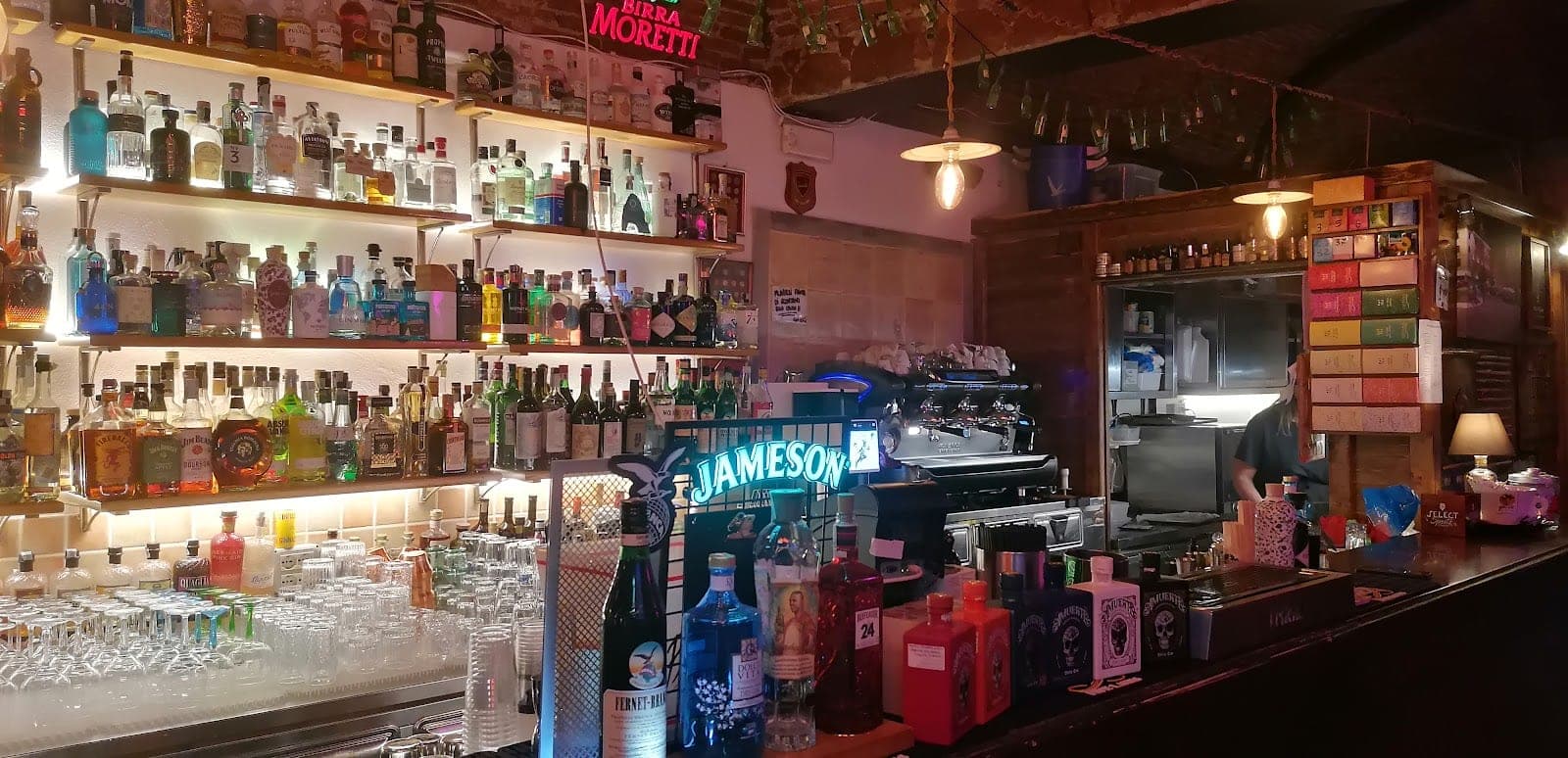 Hermes Bar