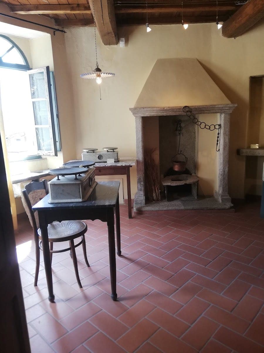 Museo della Pietra Piegata