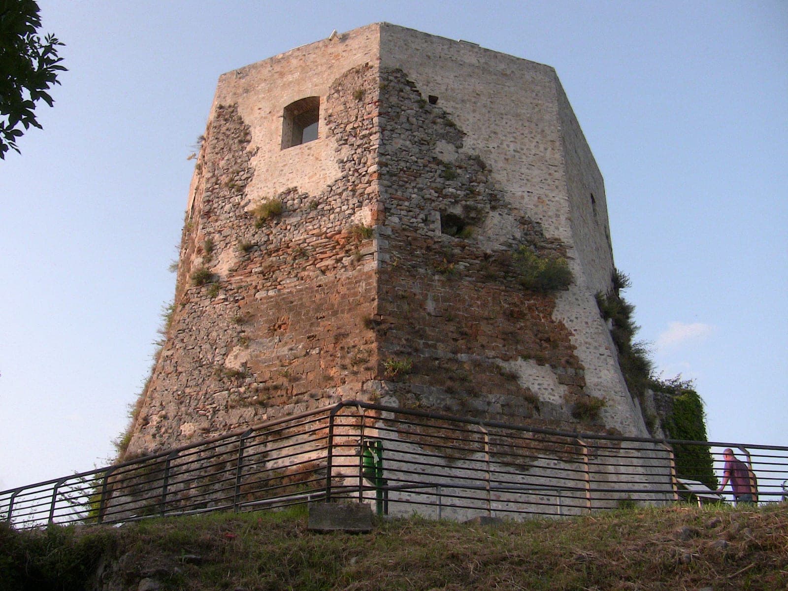 Castello Aghinolfi