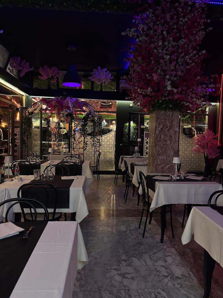 Bloom Lounge Food&Drink